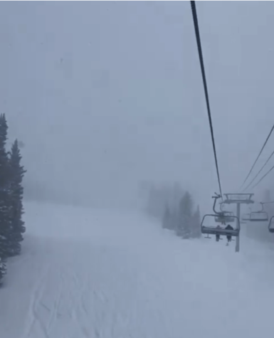 What the weather looked like in Durango Colorado, on February 22, of 2023. The photograph was taken in  the Purgatory Ski Resort in Durango, the snow, clouds, and fog minimizes the viewing distance and also, there were strong winds around all of Durango.